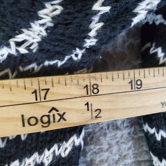 Pendleton Sweater Womens Large Petite Black & White Striped Button Knit Cardigan - Picture 7 of 9